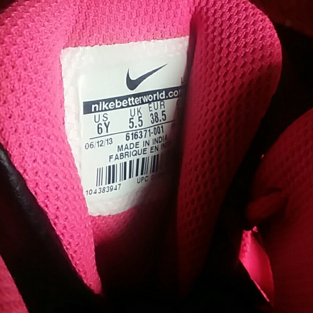 Clean never worn - Picture 3 of 3